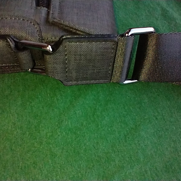 Devy Crossbody - Picture 6 of 10